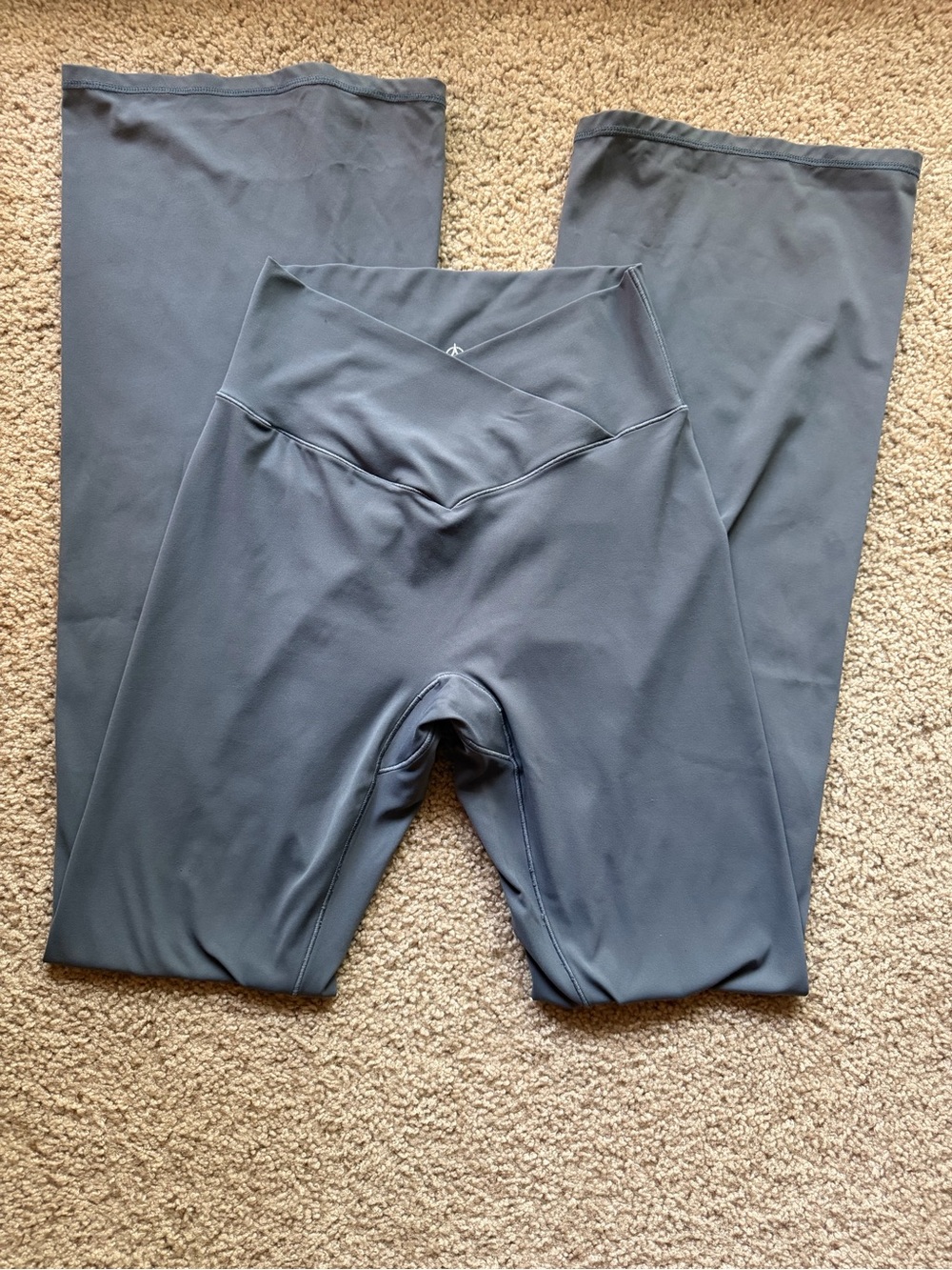 Sunzel flare leggings